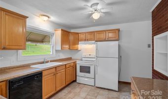 25 Baker Dr, Asheville, NC 28806