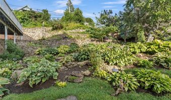 215 N Main St, Alma, WI 54610
