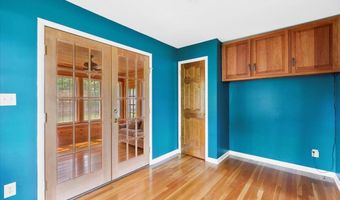 9 Sunset Dr, Altamont, NY 12009