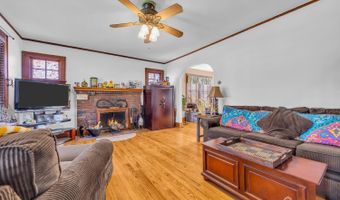 180 Minna Ave, Avenel, NJ 07001