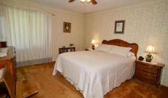 111 S 2nd St, Batesville, IN 47006