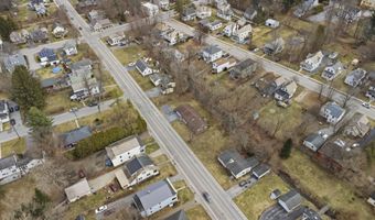 212 Dewey St, Bennington, VT 05201