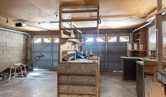 303 MESA Dr, Aztec, NM 87410