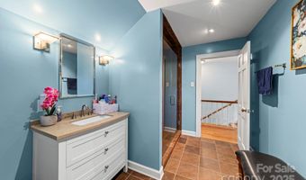 417 Park Ridge Rd, Albemarle, NC 28001
