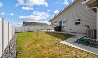 205 RIVER RIDGE Dr, Boardman, OR 97818