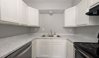 1395 Tallberry Dr, Anderson Twp., OH 45230