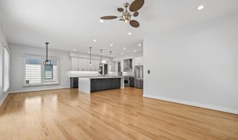924 28TH St S, Arlington, VA 22202