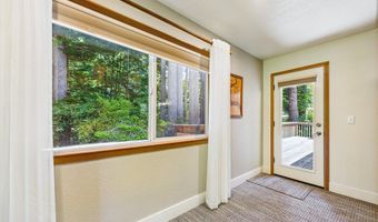 1002 Diamond Dr, Arcata, CA 95521