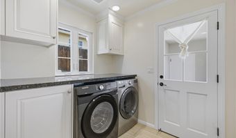 2011 Canyon Rd, Arcadia, CA 91006