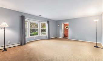 1125 Van Dusen Dr, Ann Arbor, MI 48103