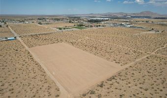 21 Palm St, Adelanto, CA 92301