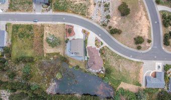 2701 Lincoln Ave, Bandon, OR 97411