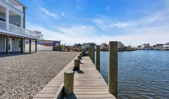 42 Carlyle Dr, Bayville, NJ 08721