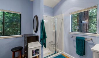 777 Helen Dr, Arnold, CA 95223