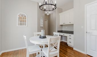 3 BLACKWOLF Ct, Algonquin, IL 60102