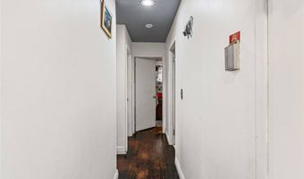 75 Oak St, Amityville, NY 11701