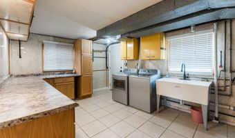 7 N Lincoln Ave, Addison, IL 60101