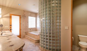 40777 N ECHO CANYON Dr, Cave Creek, AZ 85331