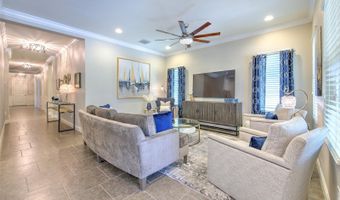 621 WINTERSIDE Dr, Apollo Beach, FL 33572
