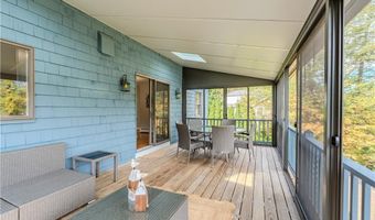 79 Lake Dr, Glocester, RI 02814