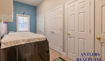 813 35th St, Cody, WY 82414