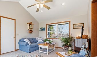 14472 Puzzey Rd, Albion, NY 14411