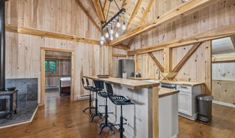 116 Big Barndoor Is, Alton, NH 03810