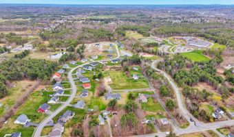 109 Fieldstone Dr, Augusta, ME 04330