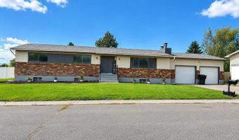 803 Eisenhower St, American Falls, ID 83211