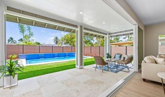 1076 Kahili St, Kailua, HI 96734