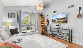 755 Williamsburg Cir, Warwick, RI 02886