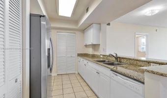 19501 W Country Club Dr 912, Aventura, FL 33180