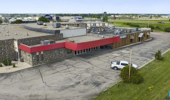 2515 6th St, Brookings, SD 57006