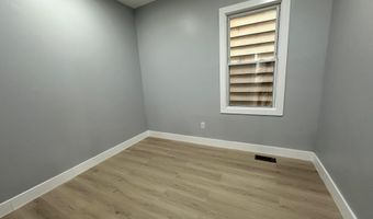 29 W 26TH St, Bayonne, NJ 07002