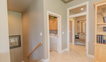 269 202nd St, Arnolds Park, IA 51331