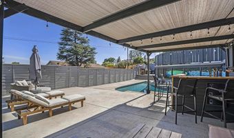 6784 Alamo Way, La Mesa, CA 91942