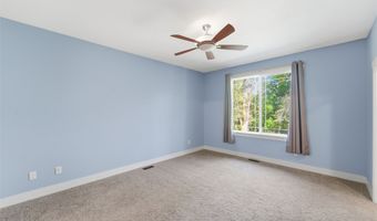 820 Greenwood Hills Dr, Adel, IA 50003