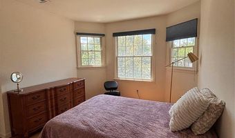 87 Trotters Ln, Allendale, NJ 07401