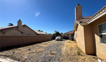 20284 Majestic Dr, Apple Valley, CA 92308