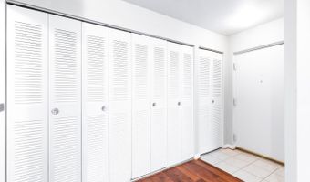 7802 DASSETT Ct T-3, Annandale, VA 22003