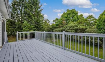 1842 Glacier Dr, Blakeslee, PA 18610