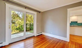 18 Orchard Ave, Barrington, RI 02806