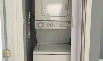 14 MEADOW St, Bayonne, NJ 07002