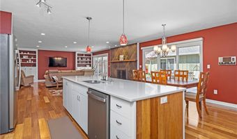 709 Wyleswood Dr, Berea, OH 44017