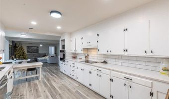 1909 River Oaks Rd, Abilene, TX 79605