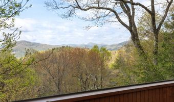 1620 Buckberry Dr N, Sapphire, NC 28774