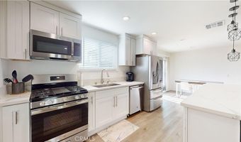 641 W 127th St, Los Angeles, CA 90044