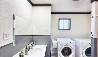 195 Pleasant Hill Dr, Battle Mountain, NV 89820