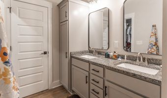 6512 Summer Shade Cir, Alvaton, KY 42122