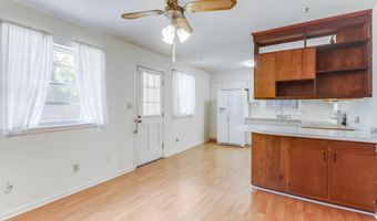 2305 Arbor Dr, Biloxi, MS 39531